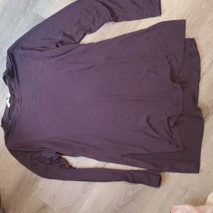 Athleta long sleeve with slit on side